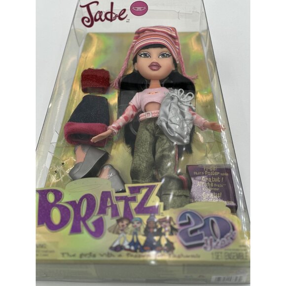Bratz 20 Years Jade Doll With Accessories & Outfit In Original Packaging - Picture 2 of 2